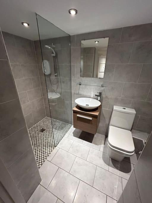 Spacious Central 2Bed Apartment Wilmslow Buitenkant foto