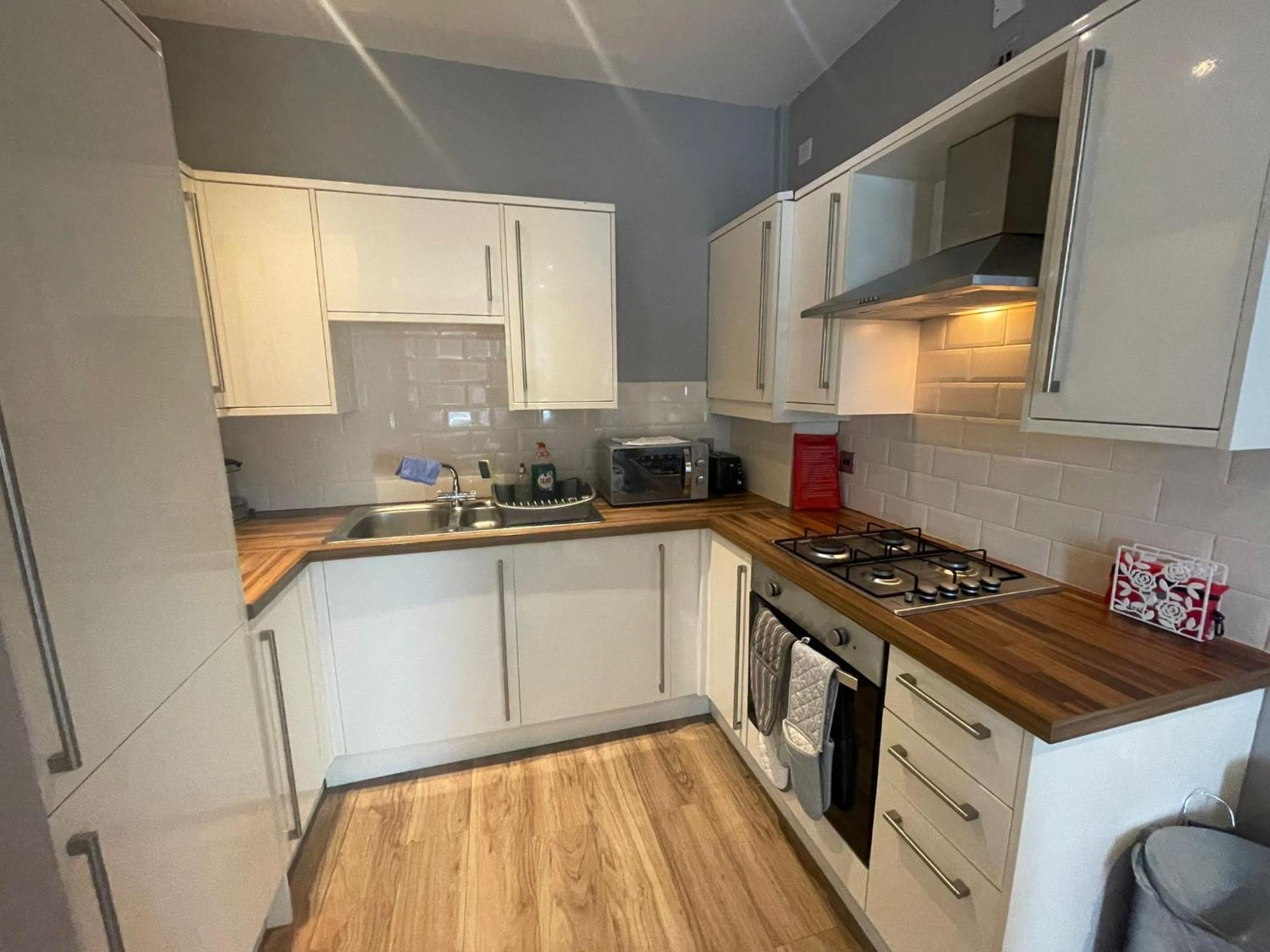 Spacious Central 2Bed Apartment Wilmslow Buitenkant foto