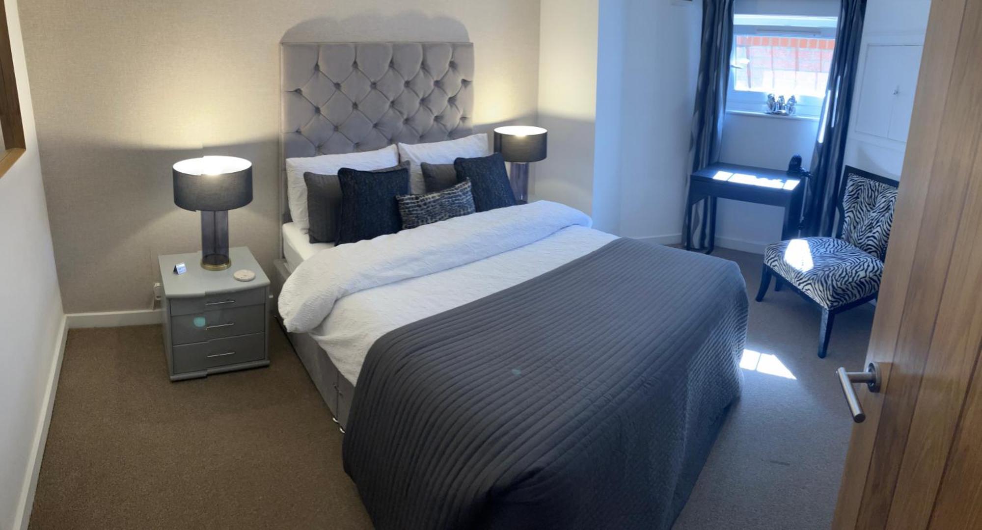 Spacious Central 2Bed Apartment Wilmslow Buitenkant foto